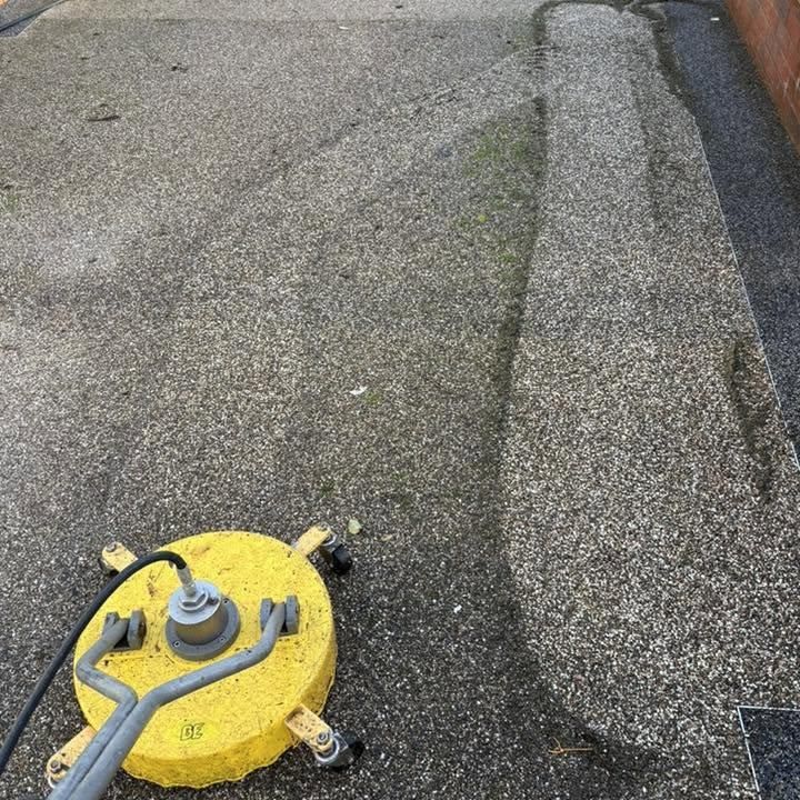 Concrete driveway before and after cleaning by Owens Exterior Cleaning, Devon
